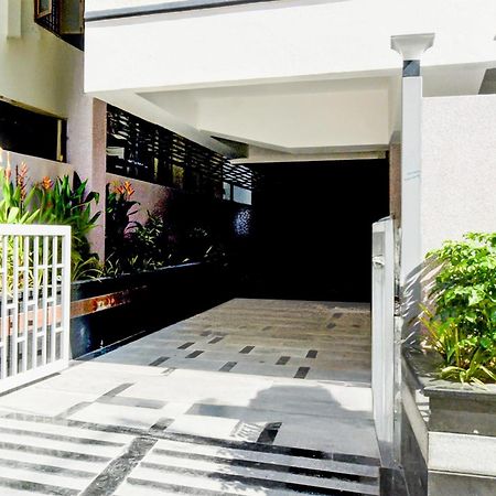 Townhouse Aarav Business Hotel Hyderabad Ngoại thất bức ảnh