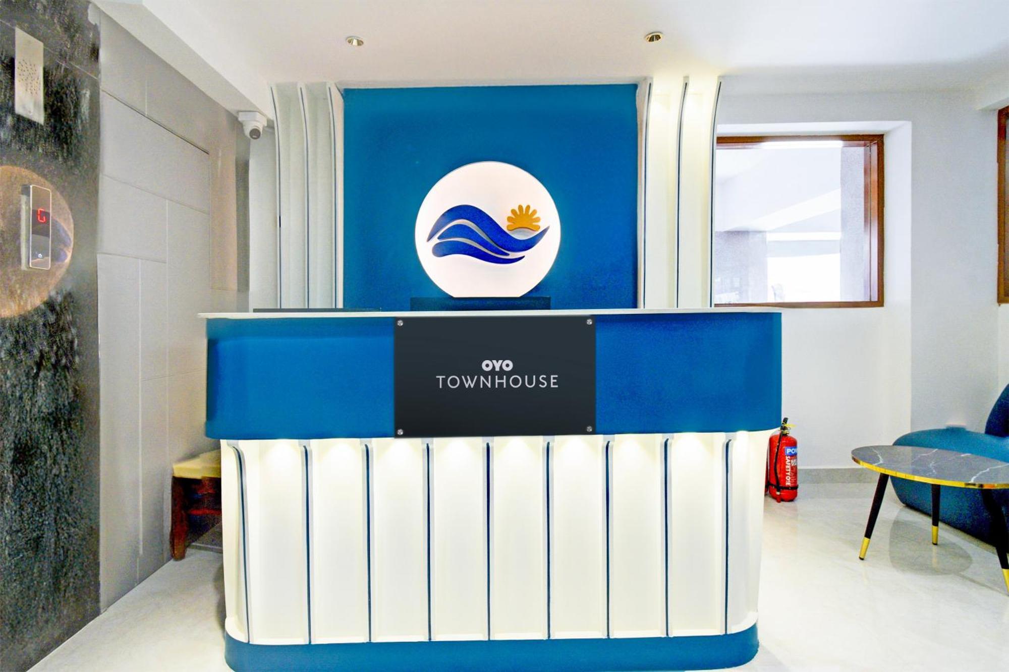 Townhouse Aarav Business Hotel Hyderabad Ngoại thất bức ảnh