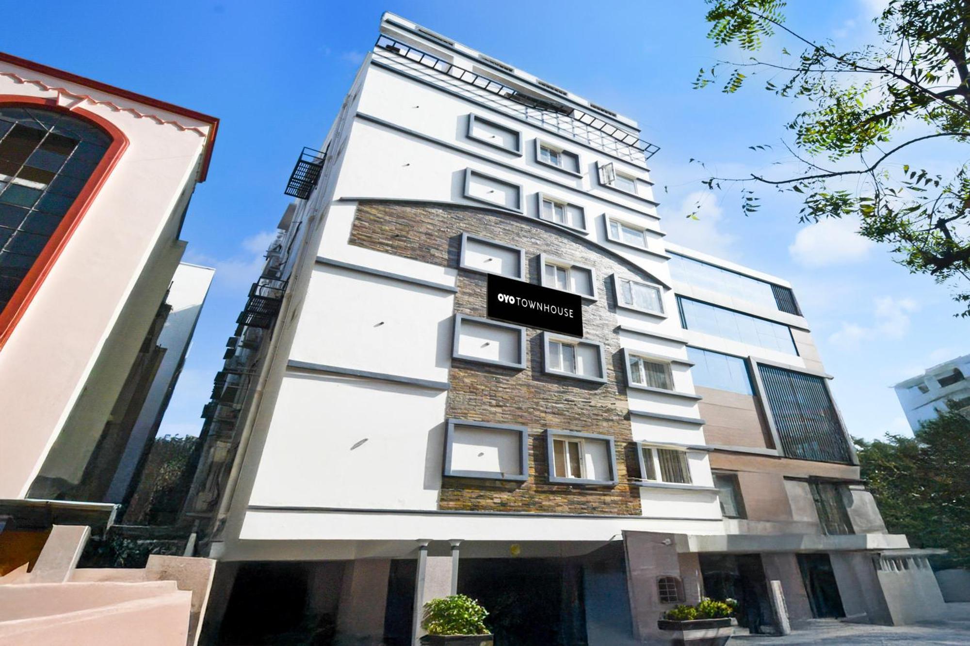 Townhouse Aarav Business Hotel Hyderabad Ngoại thất bức ảnh