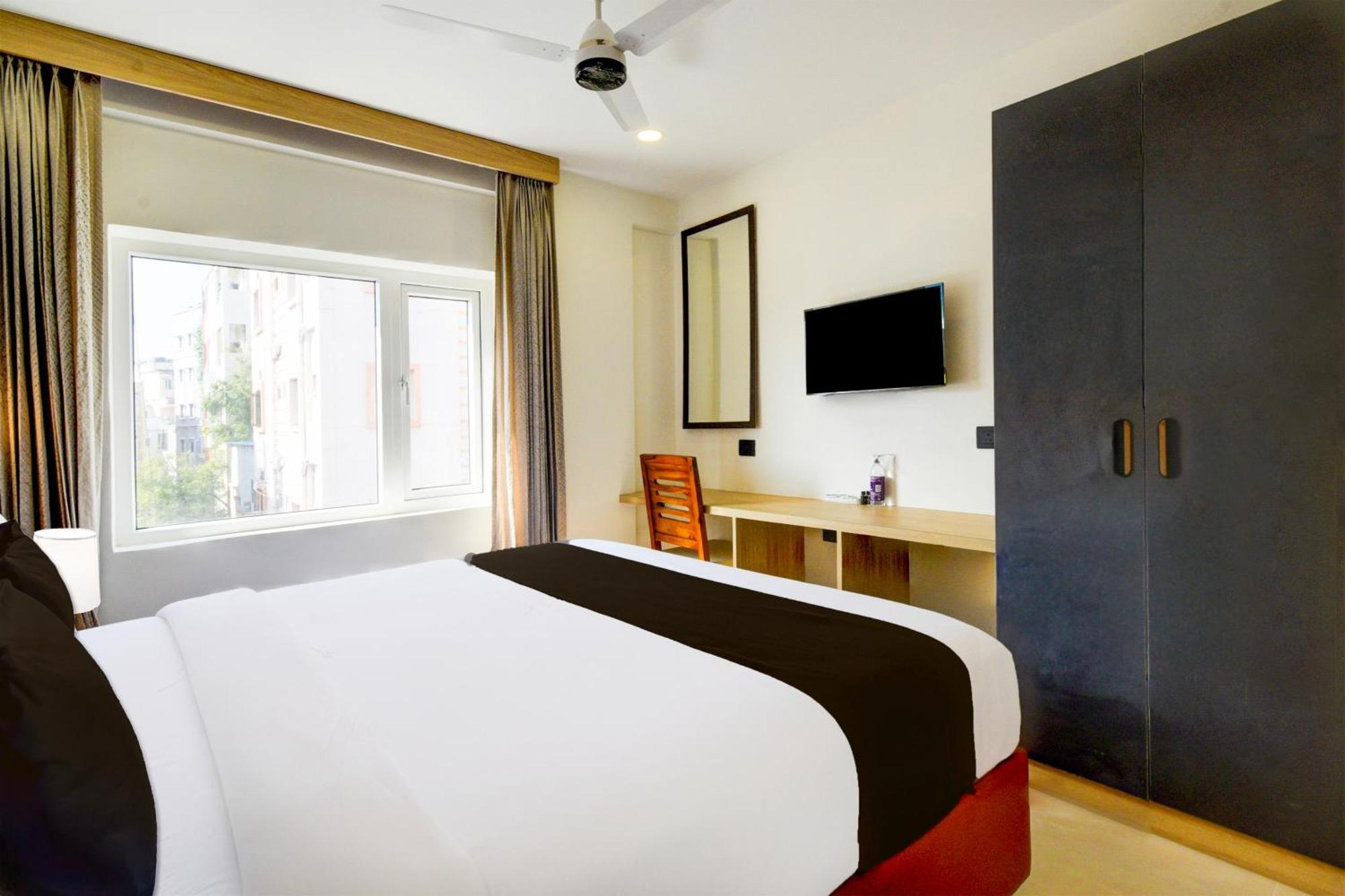 Townhouse Aarav Business Hotel Hyderabad Ngoại thất bức ảnh